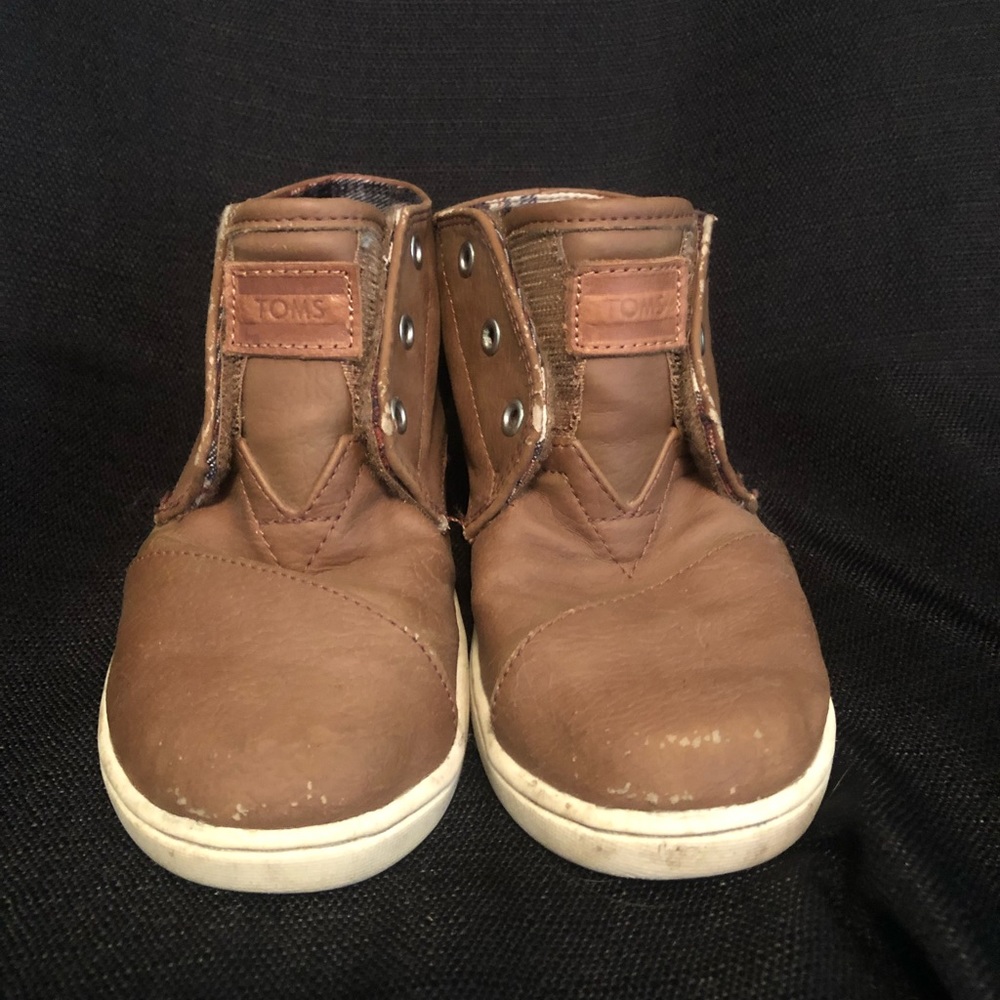 Boys TOMS Shoes